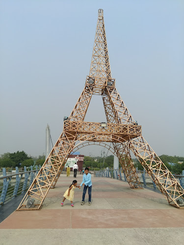 Japanese Park : Swarn Jayanti Park