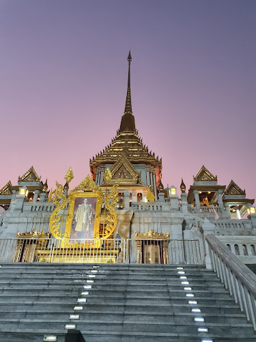 Wat Trai Mit Witthayaram Worawihan