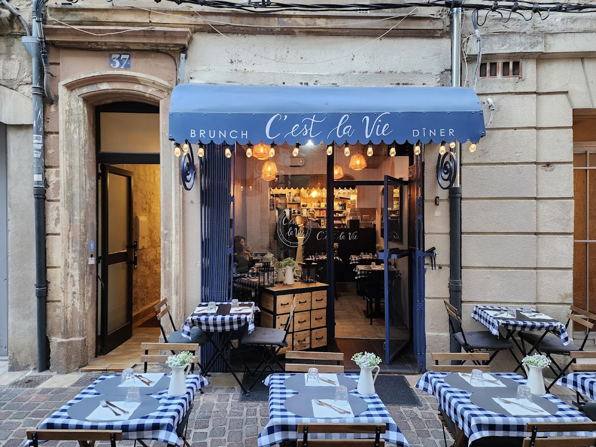 C'EST LA VIE