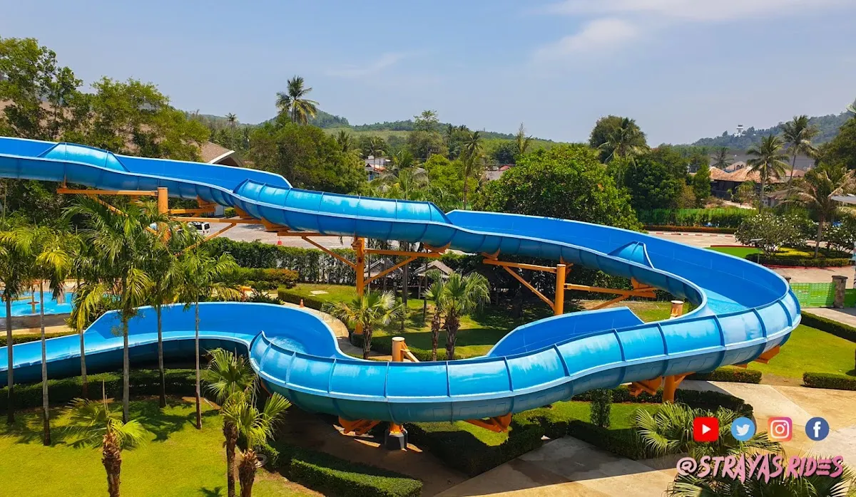 Splash Jungle Water Park