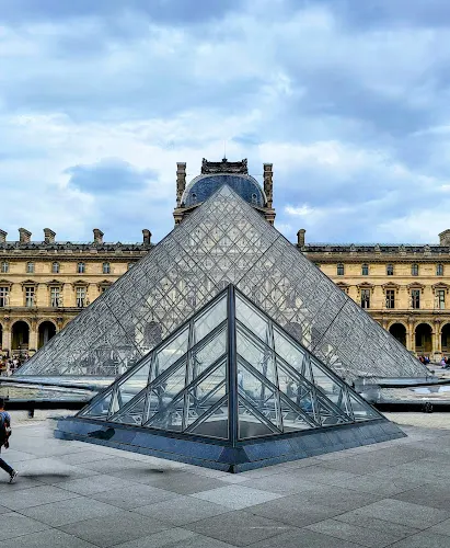 Louvre Pyramid