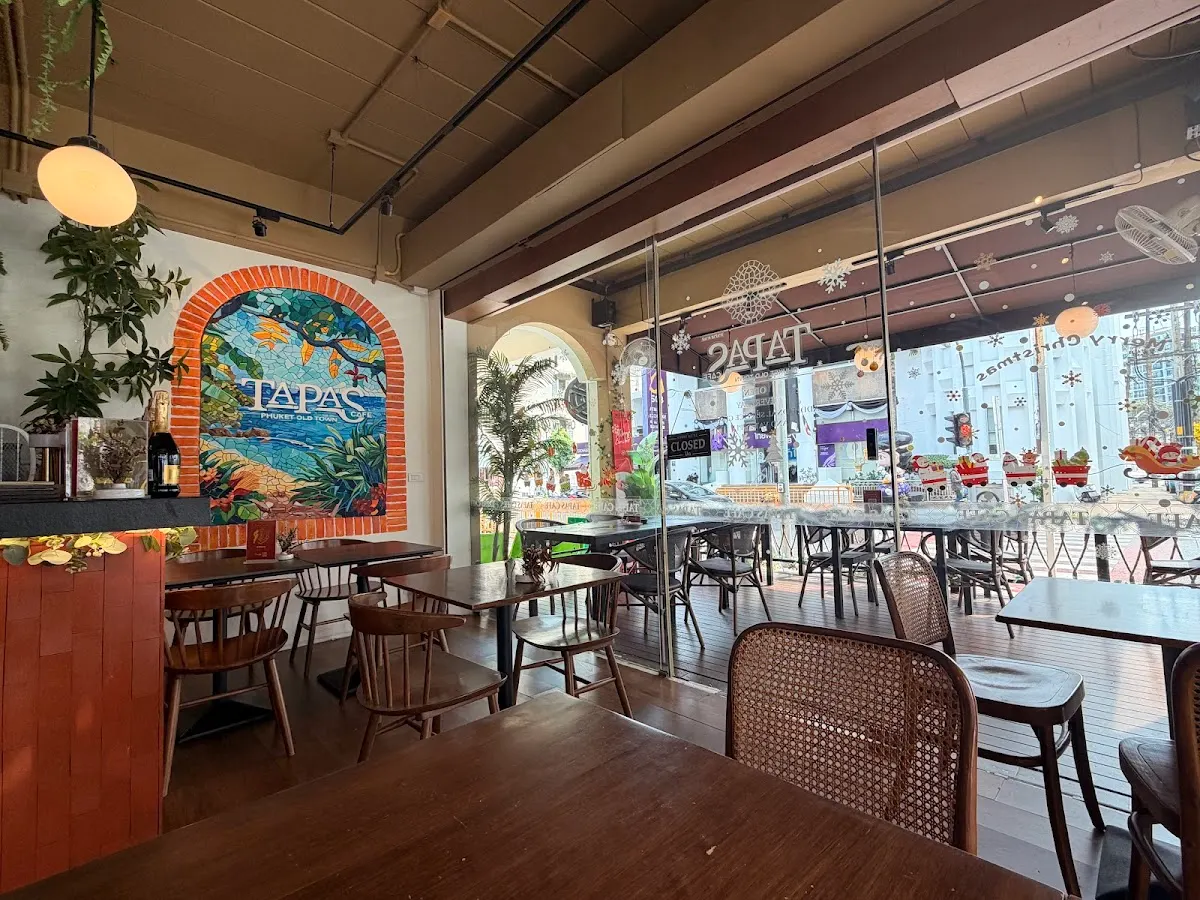 TAPAS Cafe & Restaurant - Phuket Old Town