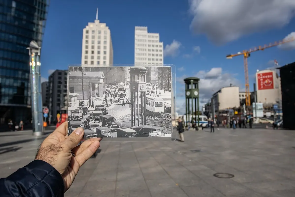 Berlin and car culture - Walking Tour ESP/ENG
