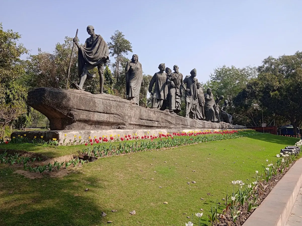 Dandi March Statue