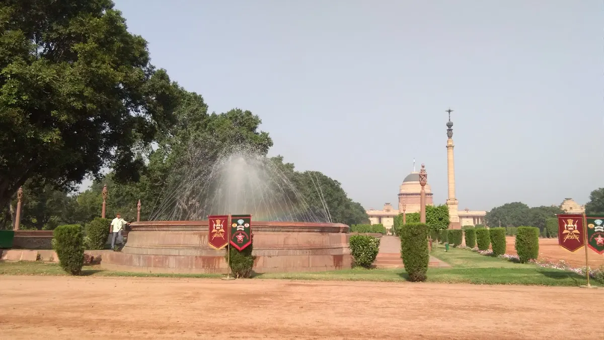 Jaipur Column