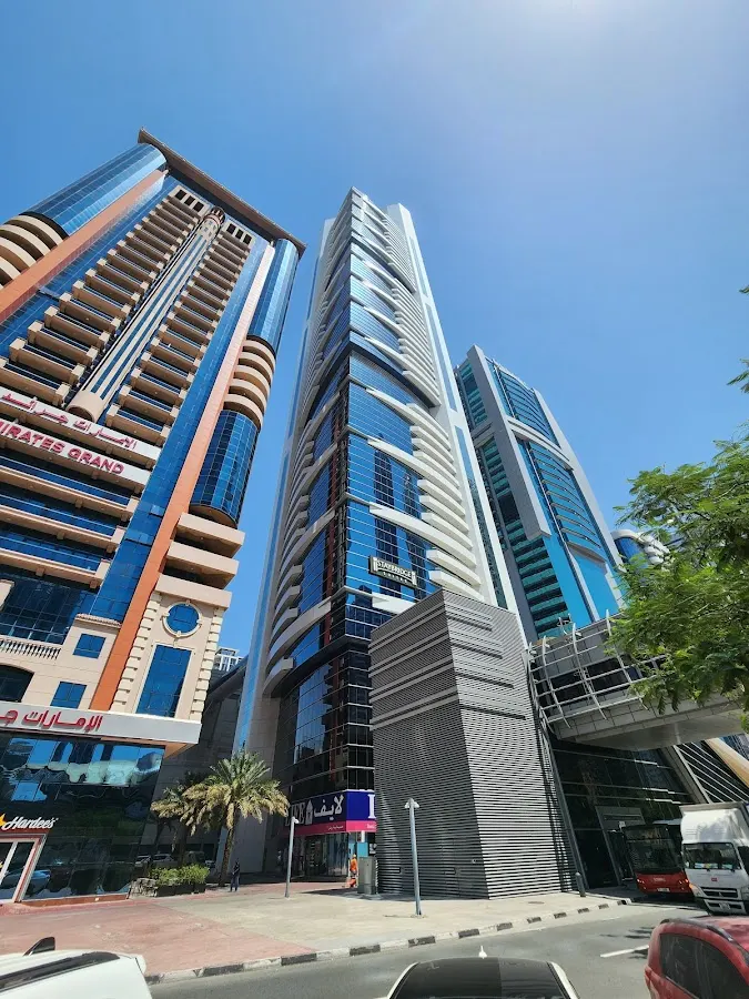 Al Salam Tower (former Chelsea Tower)