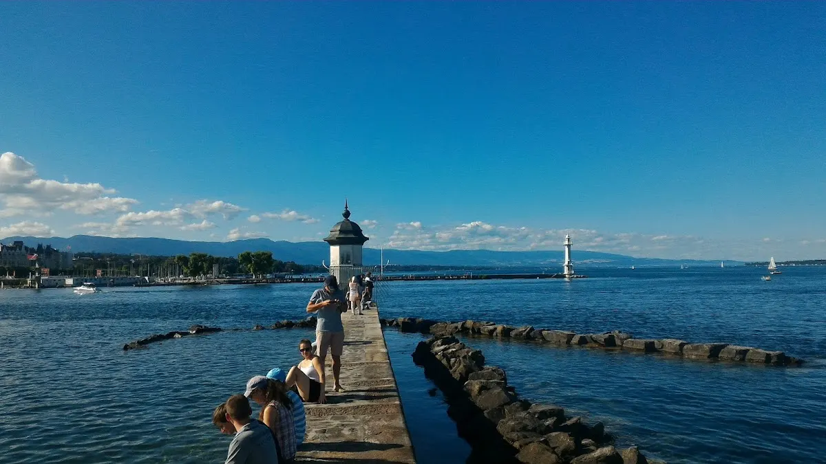 Lighthouse of the Eaux-Vives