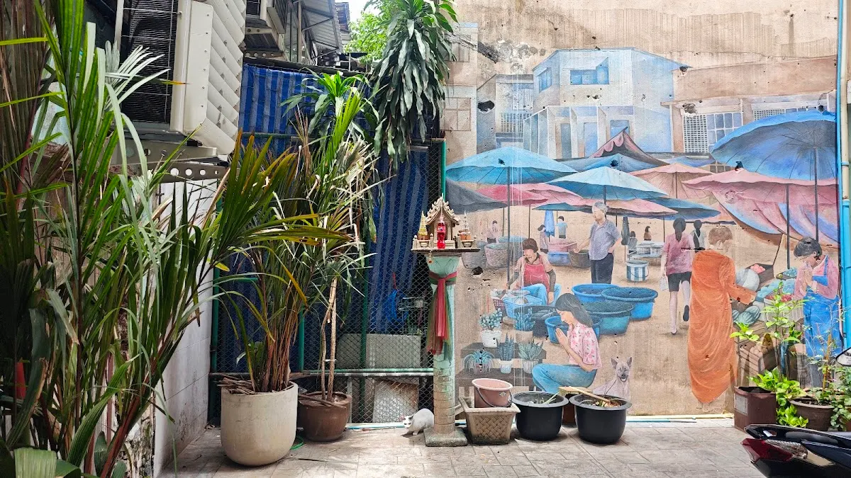 San Prabhumi and murals