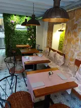 Ca n'Ela Vegan Restaurant
