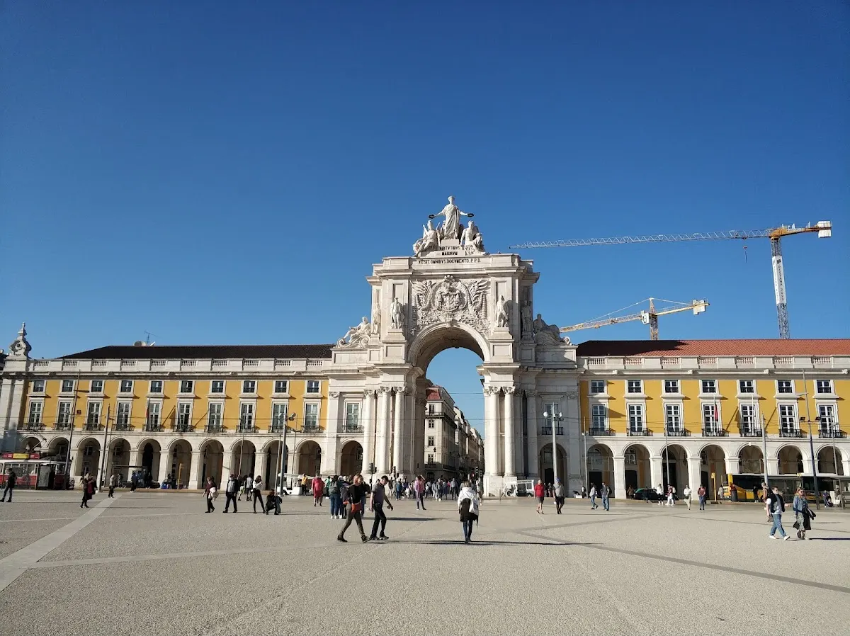 Cais das Colunas