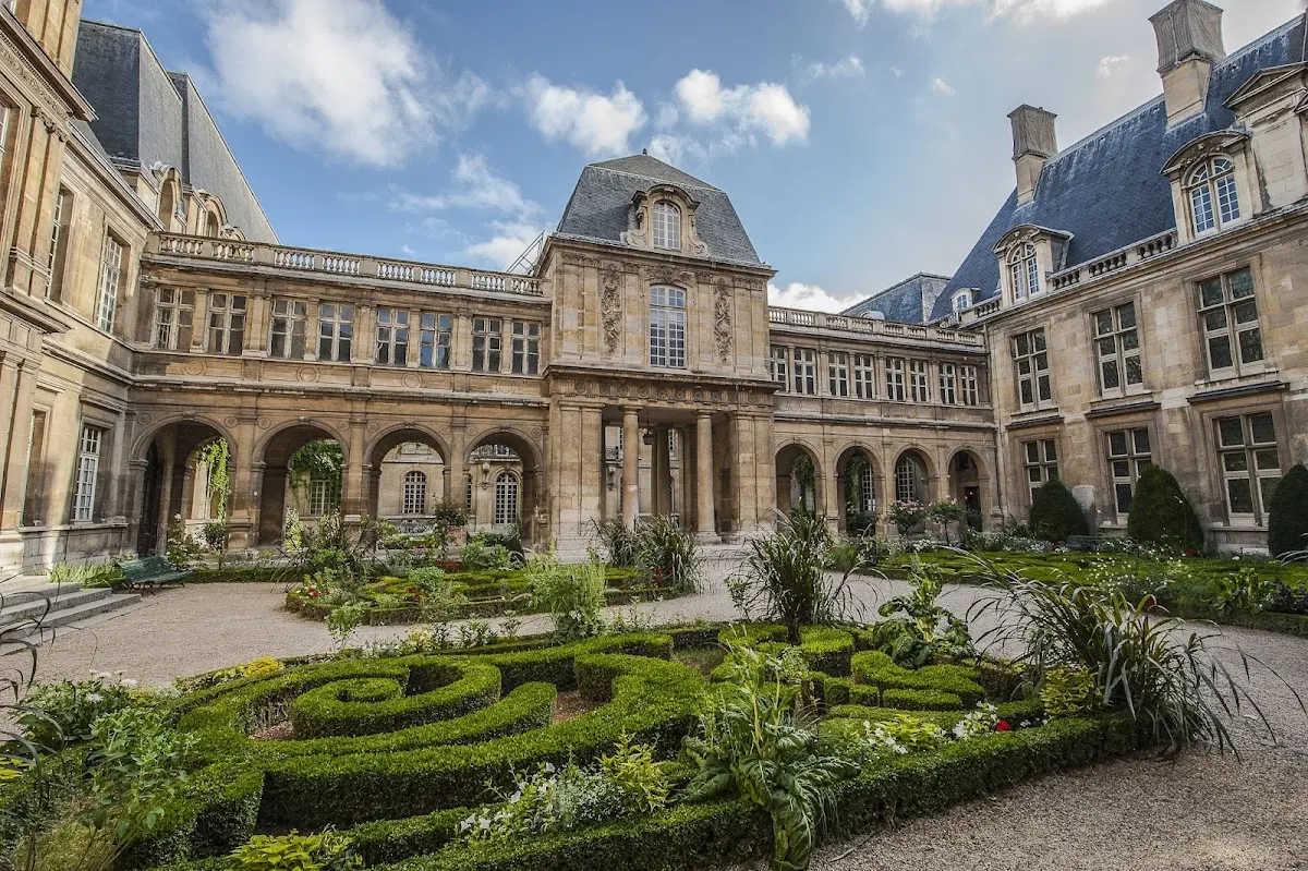 Carnavalet Museum