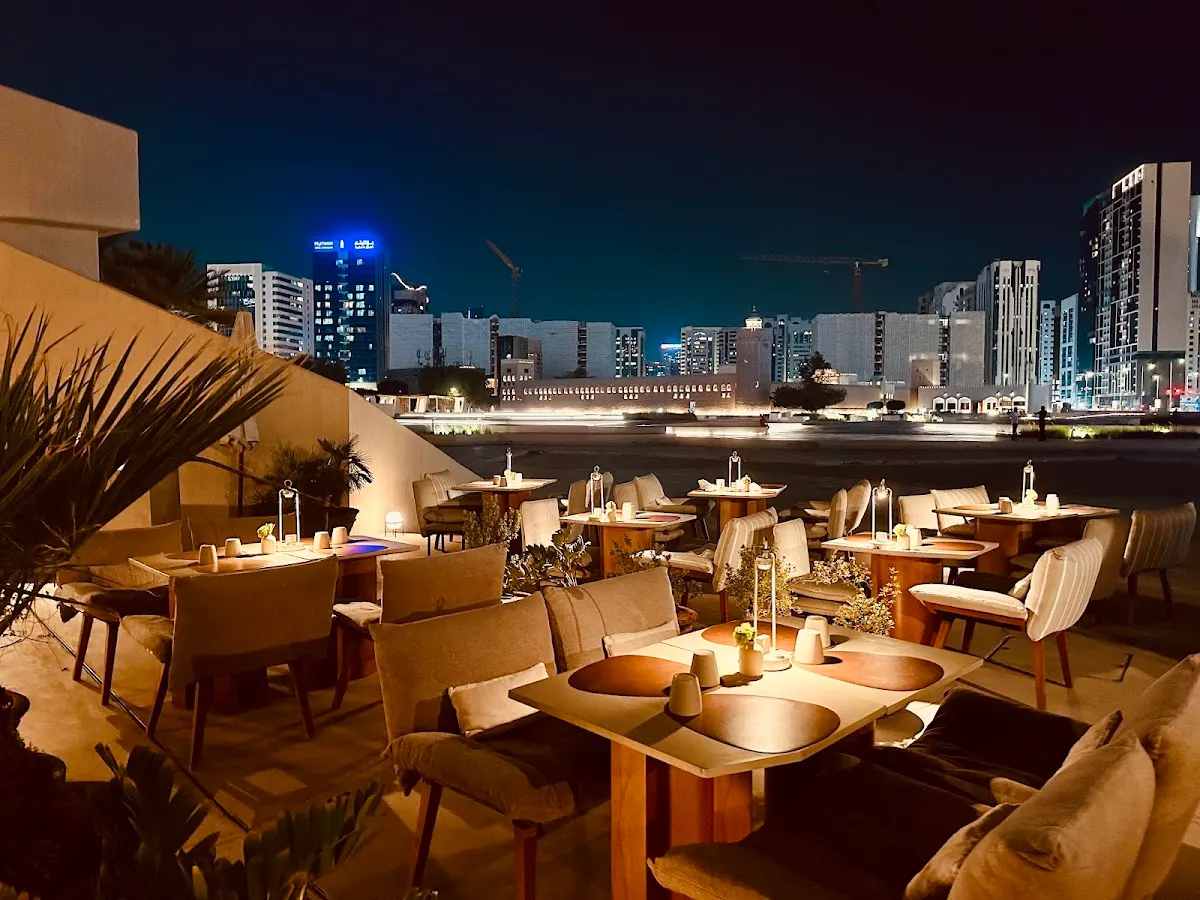 Erth Restaurant AlHosn