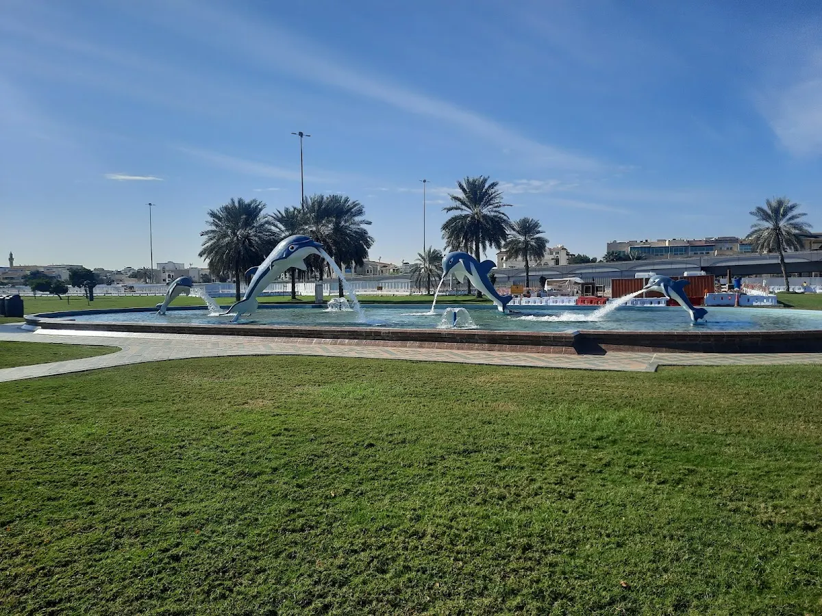 Dolphin Park