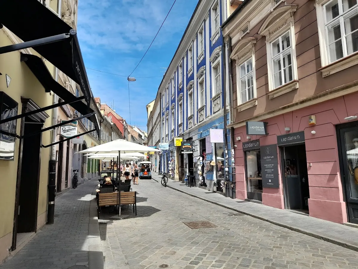 Vura