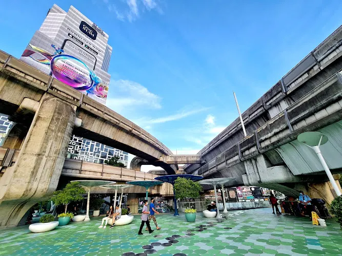 OneSiam Skywalk